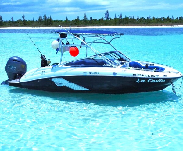El Cielo by Private Boat