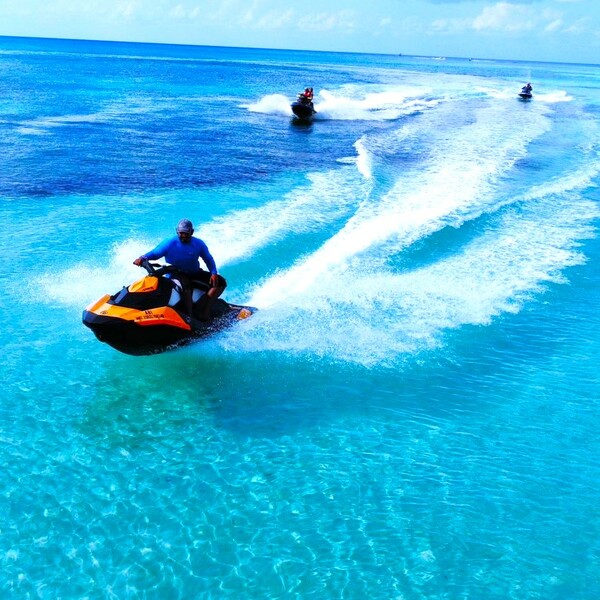 Jet Ski Rental & Tortugas Beach Club